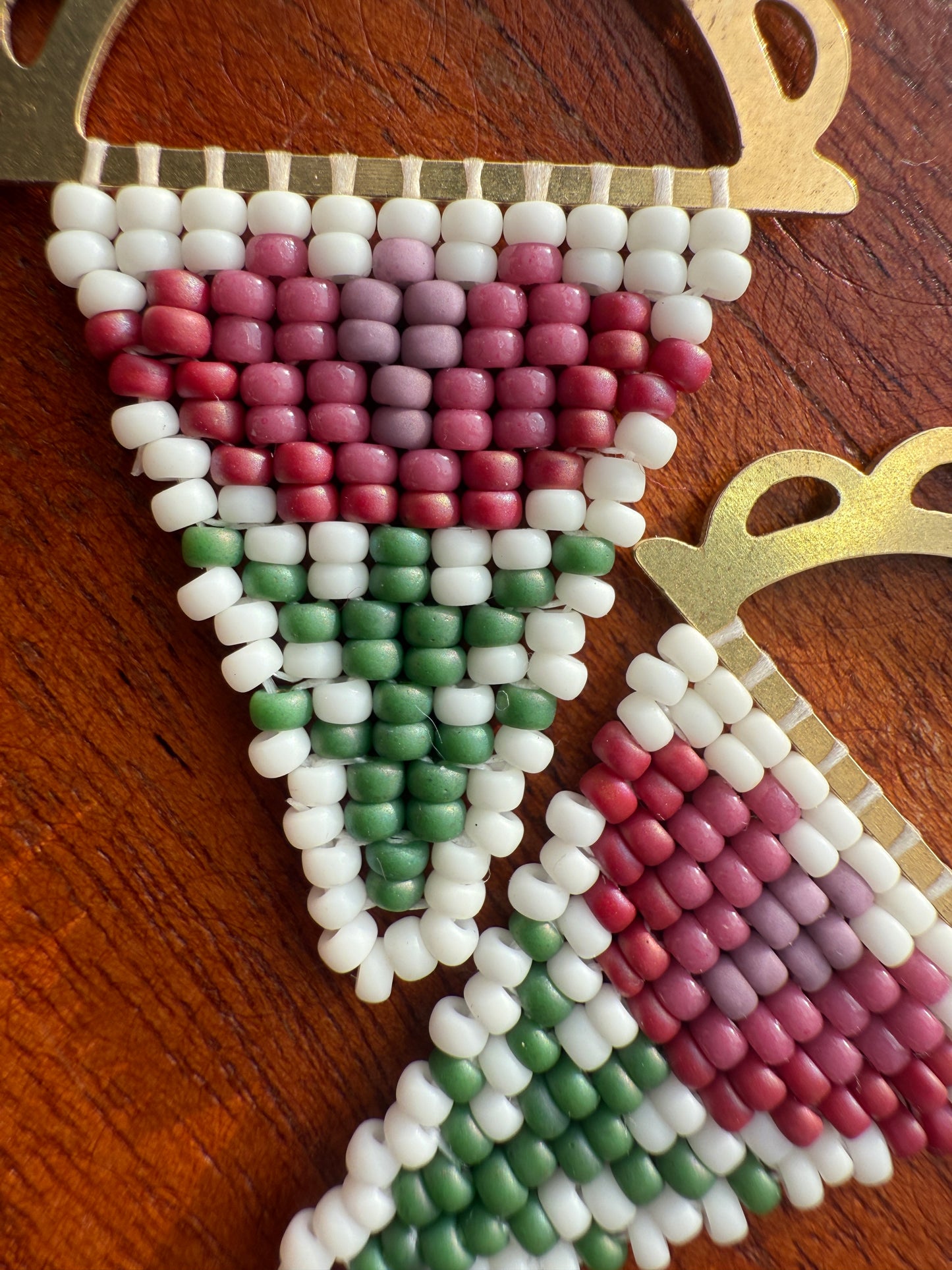 Wine Folk Tulips on Scalloped Frames