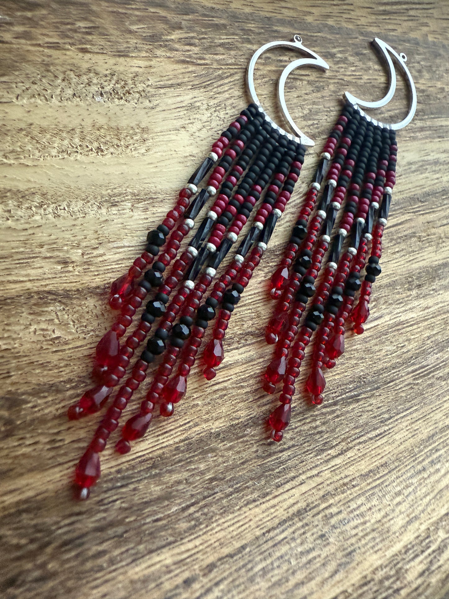 Red Moon Frame Fringe