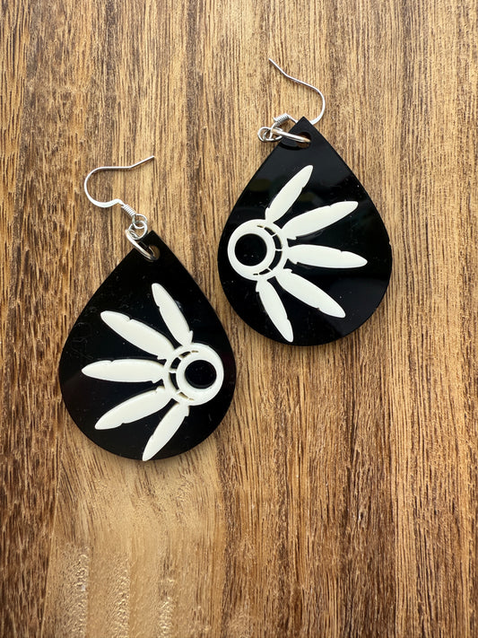 Acrylic Dance Fan Drops *White on 2" Black Drop*