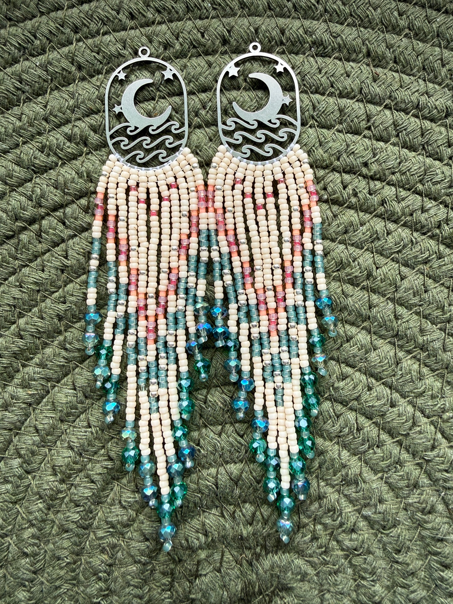 Moon Wave Fringe (Cream, Pink, Turquoise)